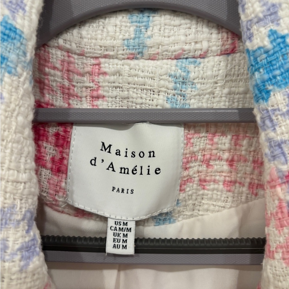 Maison d’ Amelie Tweed Double-Breasted Blazer. Size M - Picture 4 of 8